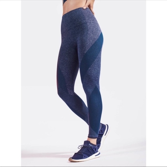 LNDR Launch Leggings - Picture 1 of 9